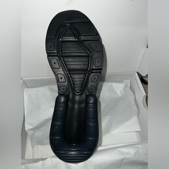 Brand New In Box Nike Air Max 270 - Picture 5 of 7